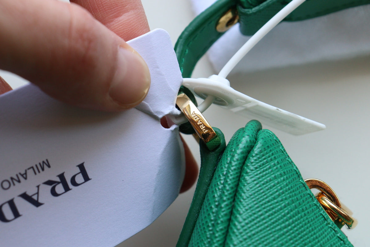 Prada Re edition in pelle saffiano verde (nuova!)
