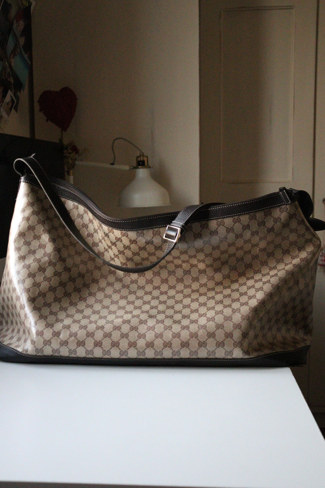 Borsa da viaggio Gucci in canvas GG beige