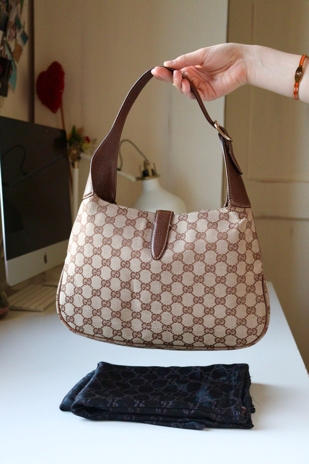 Gucci Jackie media canvas beige