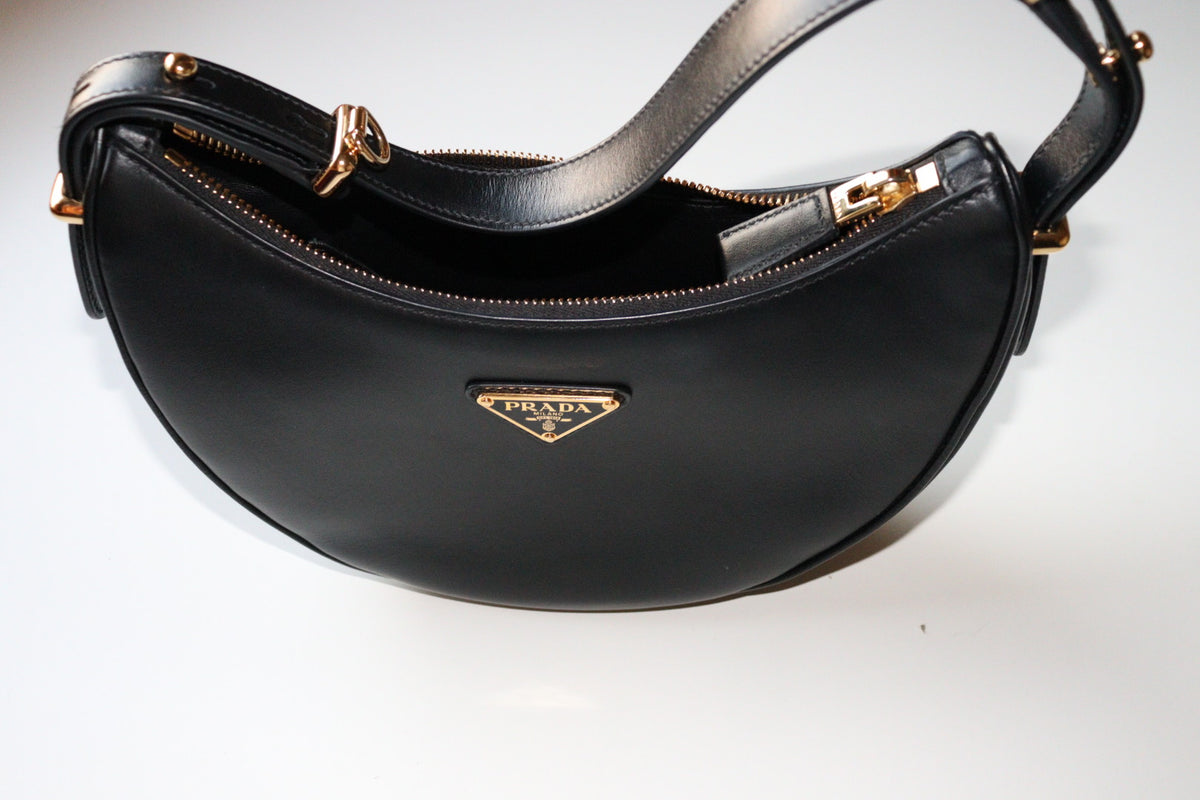 Prada Arquè nera con corredo completo