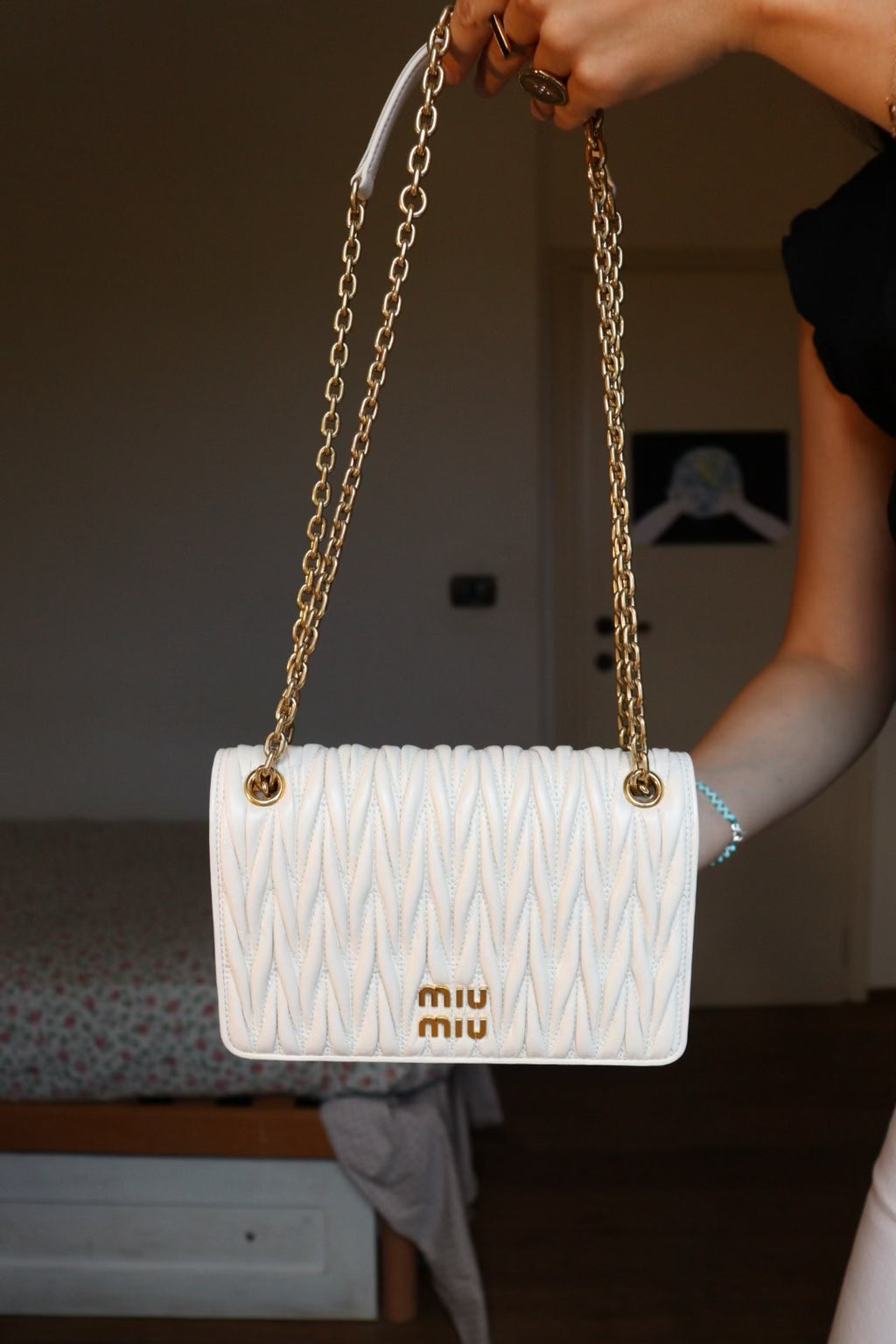 Miu Miu bianca con lavorazione Matelassé pari al nuovo