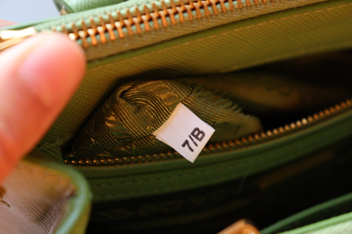 Prada Galleria Mini in pelle saffiano (color originale Prato)