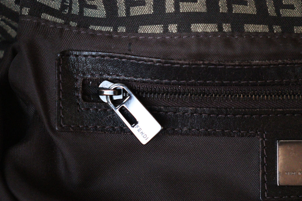 Fendi Mini Mamma in tela zucchino