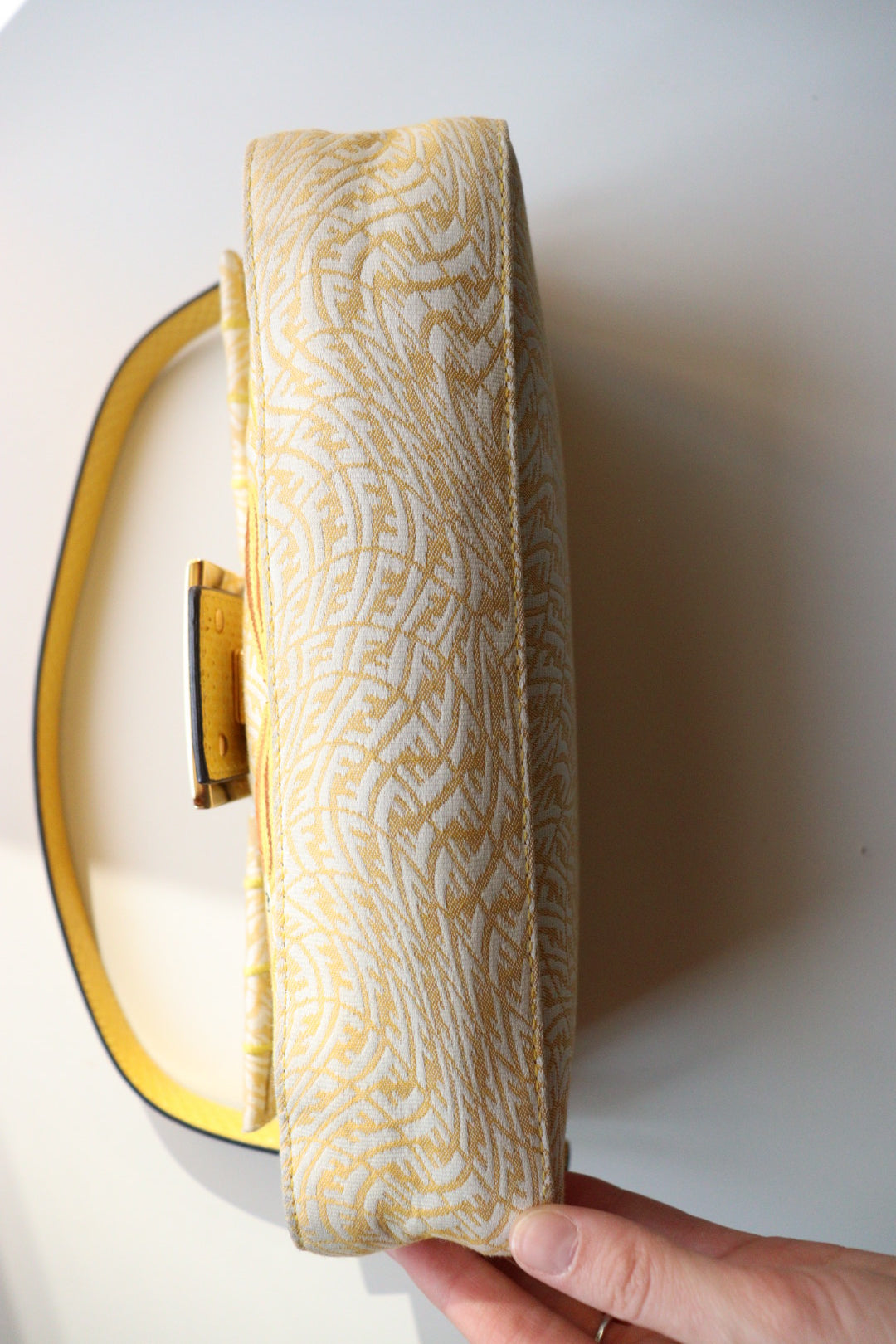 Fendi Baguette limited edition ricami floreali gialli