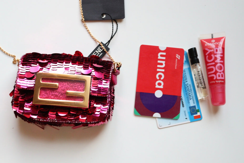 Fendi nano baguette con paillettes fucsia