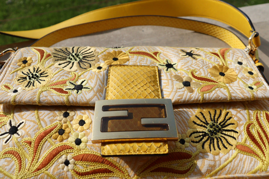Fendi Baguette limited edition ricami floreali gialli