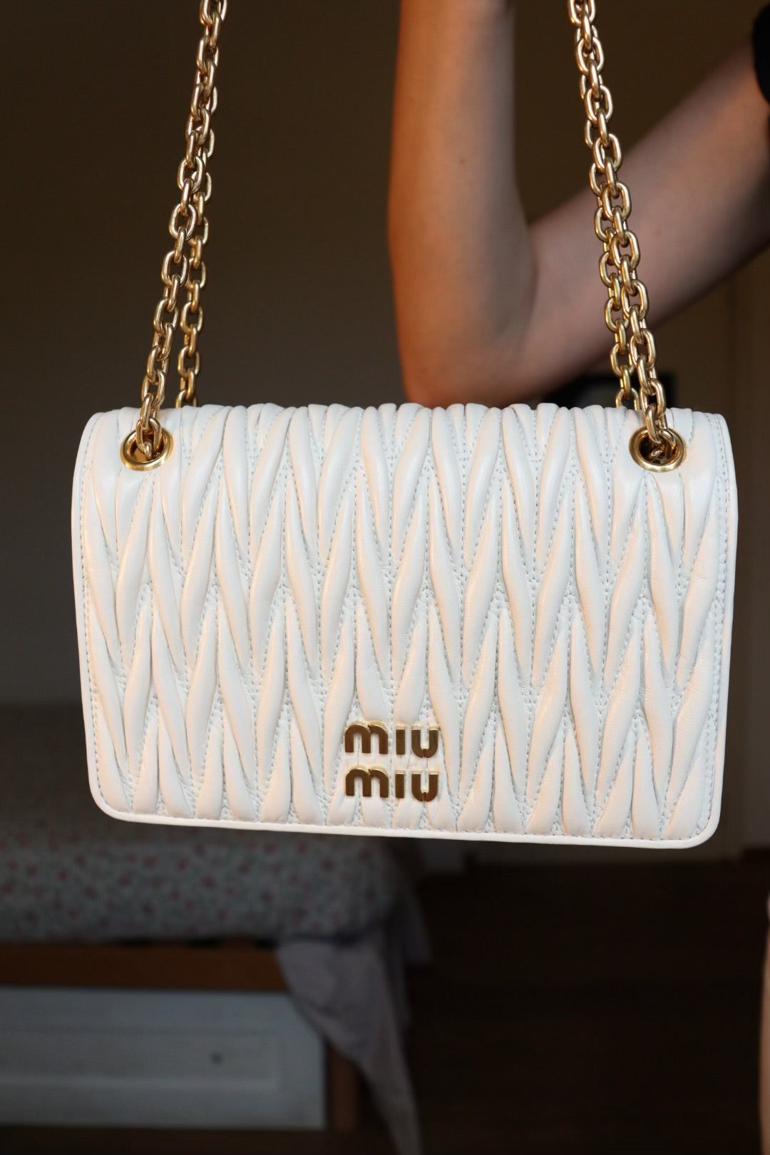 Miu Miu bianca con lavorazione Matelassé pari al nuovo