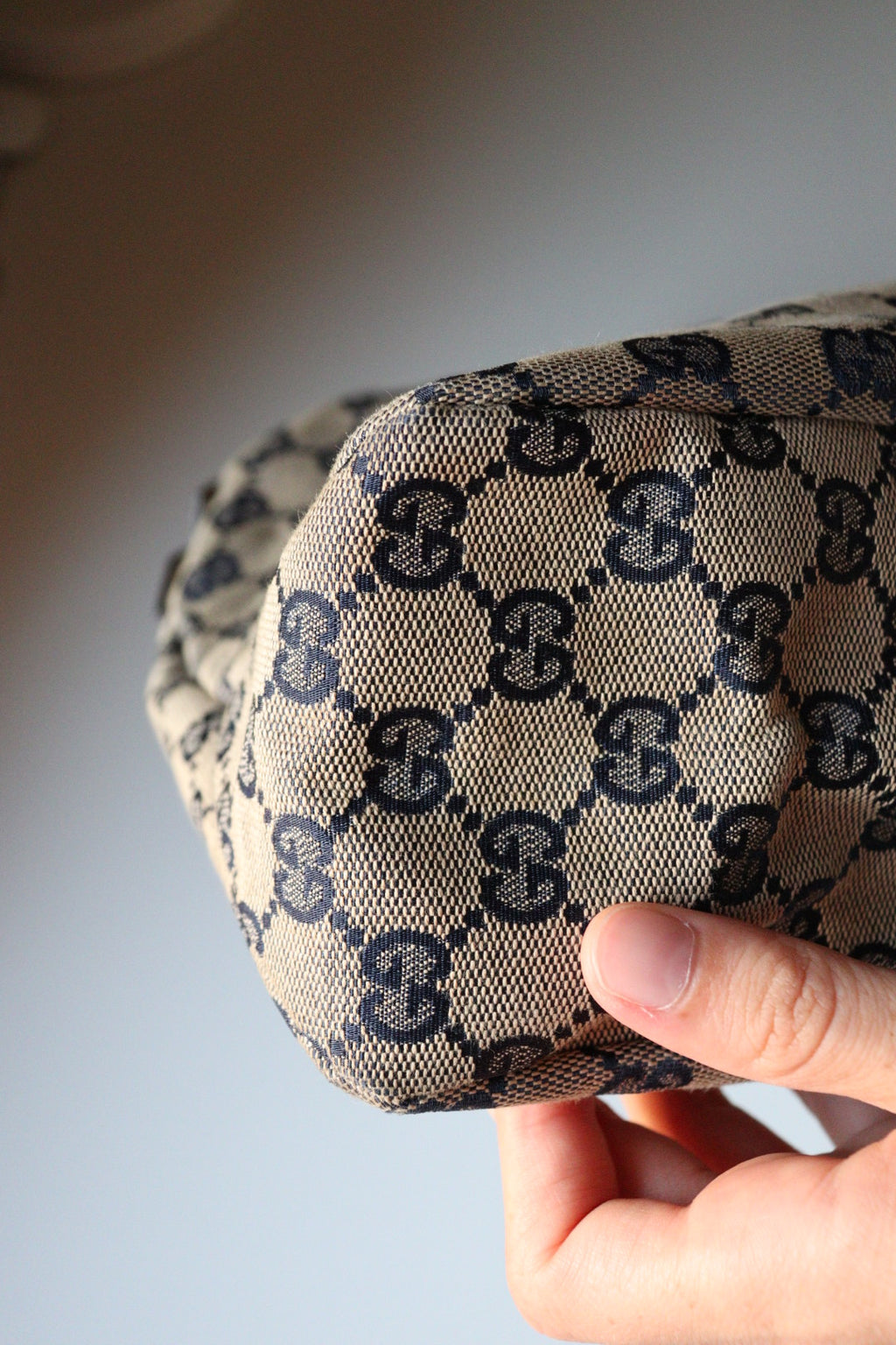 Gucci Hobo Horsebit con rifiniture in pelle chiara e canvas blu navy
