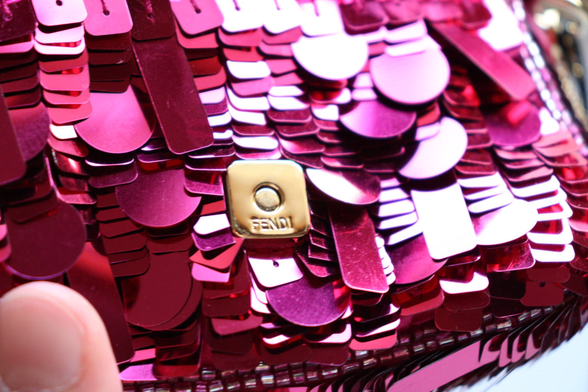 Fendi nano baguette con paillettes fucsia