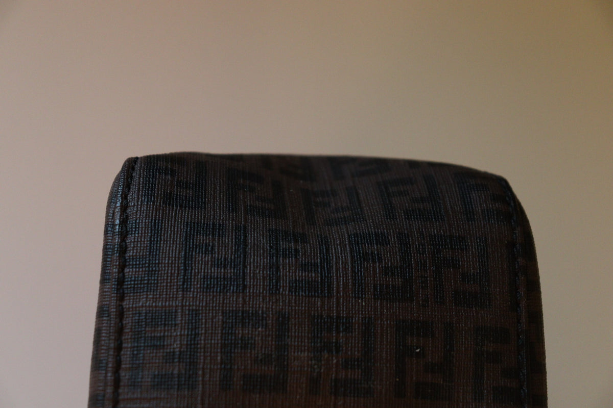 Fendi Mini Mamma Baguette in tela zucchino cerata