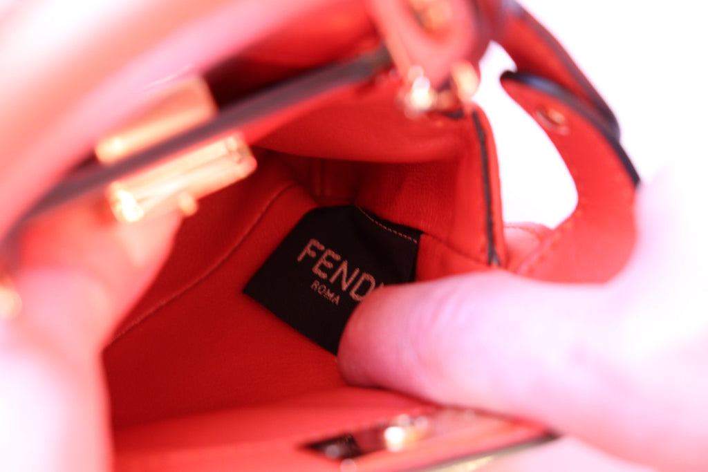 Fendi Nano Peekaboo arancione