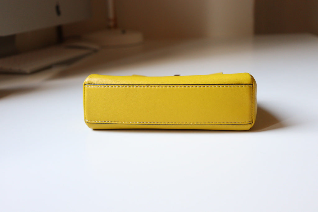 Fendi micro peekaboo gialla