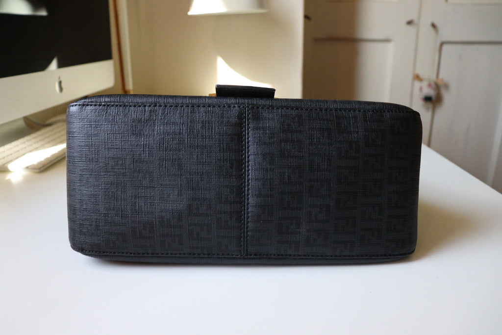 Fendi Mamma Baguette tela zucchino cerata