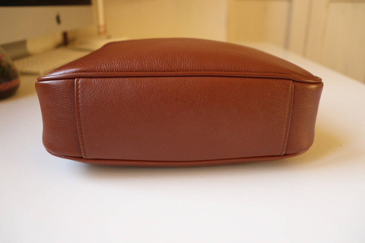 Gucci Diana Hobo
