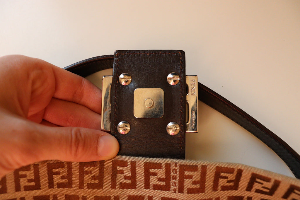 Fendi baguette in tela zucchino beige