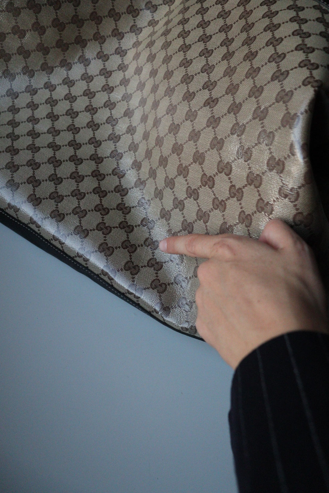 Borsa da viaggio Gucci in canvas GG beige