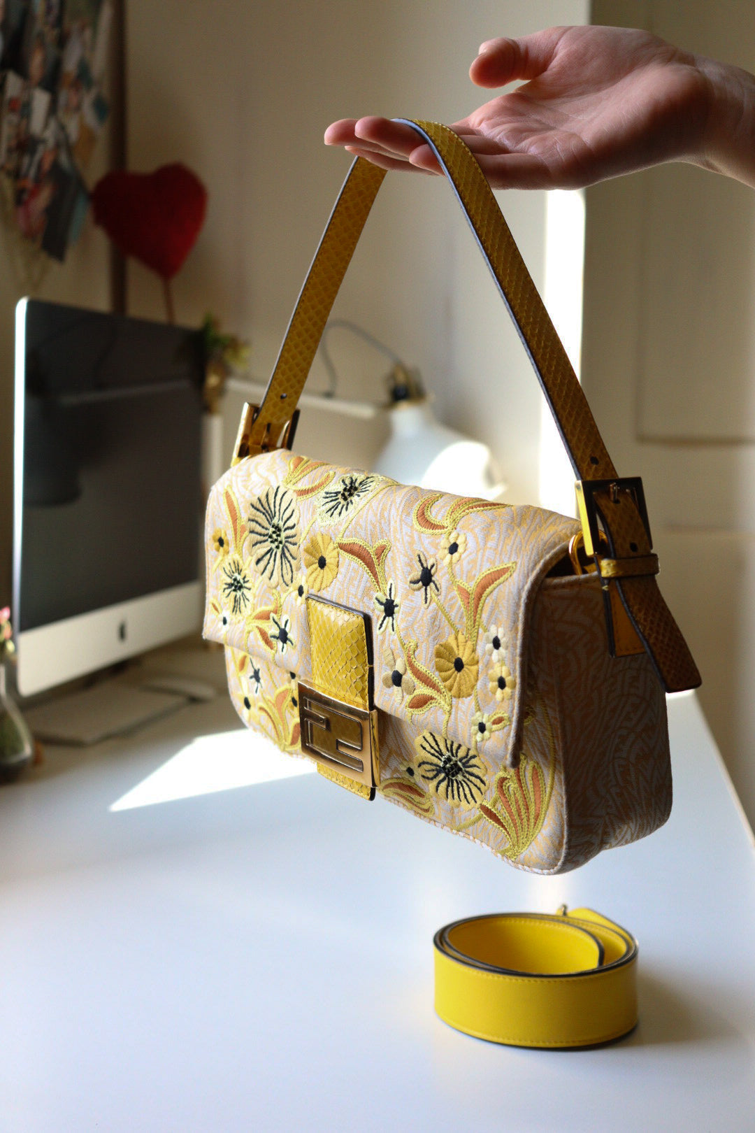 Fendi Baguette limited edition ricami floreali gialli