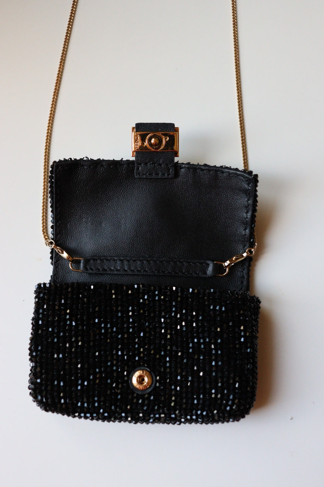 Fendi nano baguette con cristalli neri