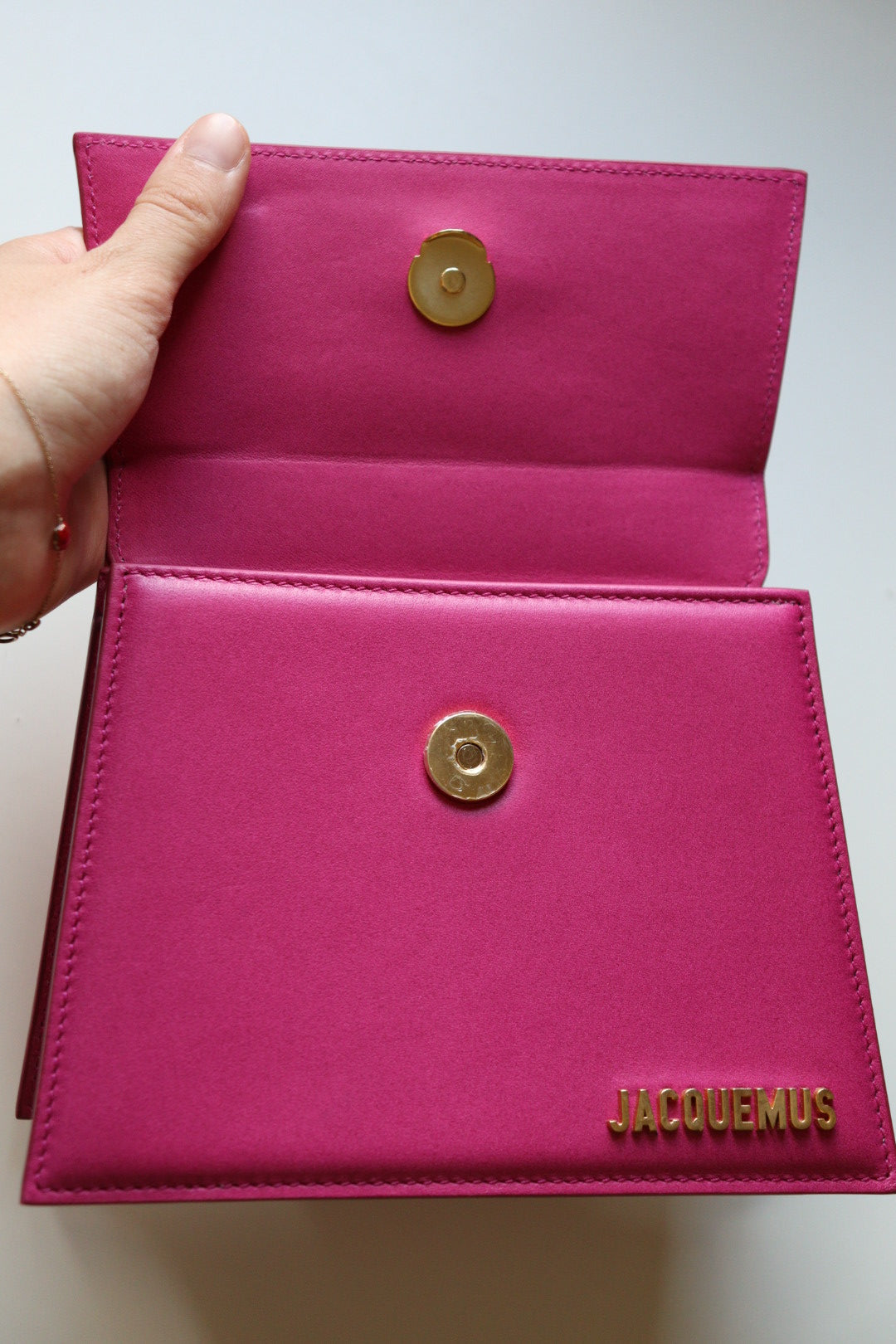 Jacquemus Chiquito Moyen Fucsia